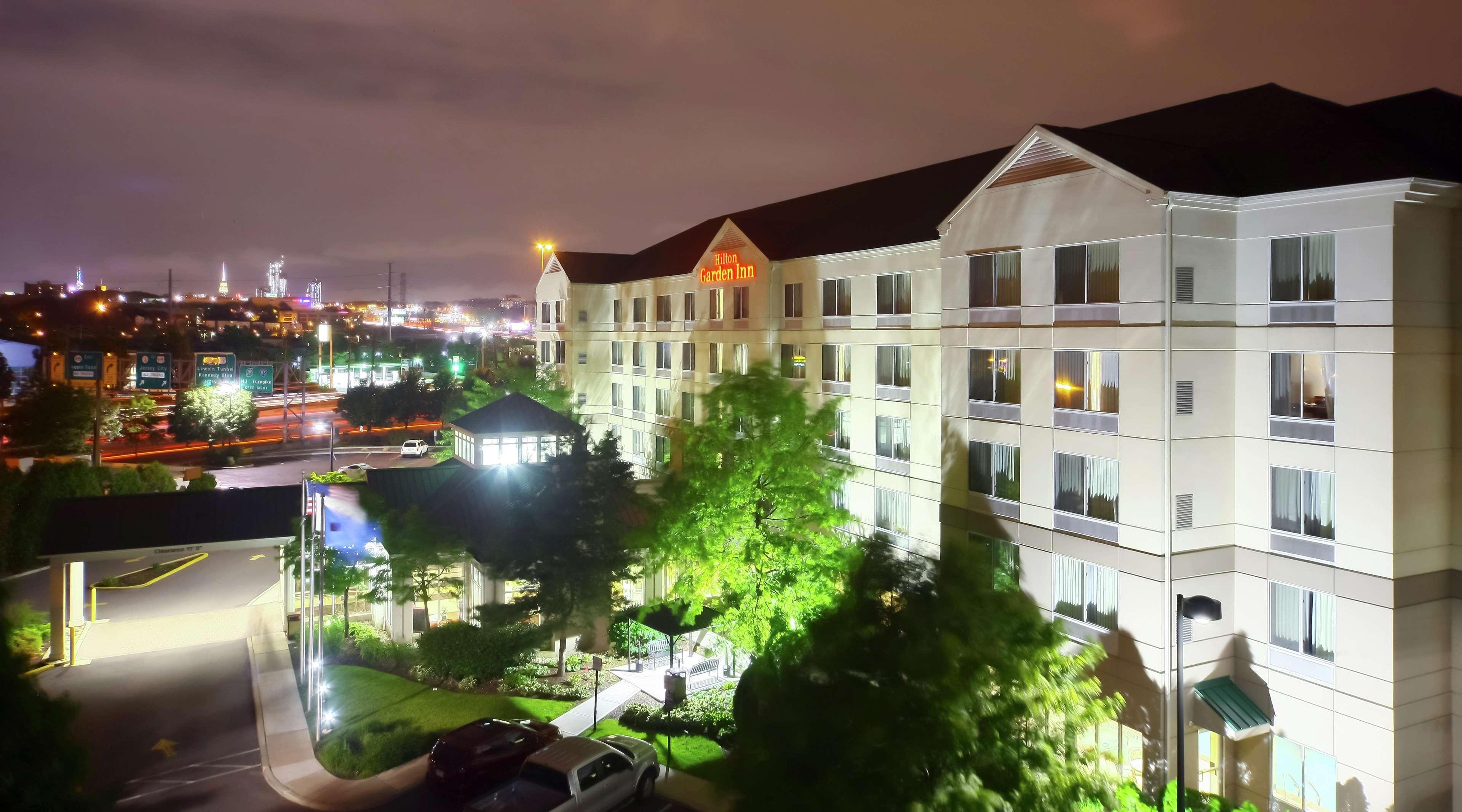 Hilton Garden Inn Secaucus/Meadowlands Buitenkant foto